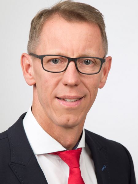 Joachim Holstein Foto 2018 450x600